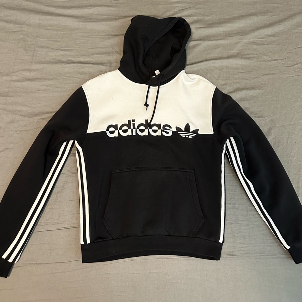 Adidas Originals Sweatshirt Black/White- Small (used)